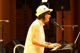 ���D�L�`�Y