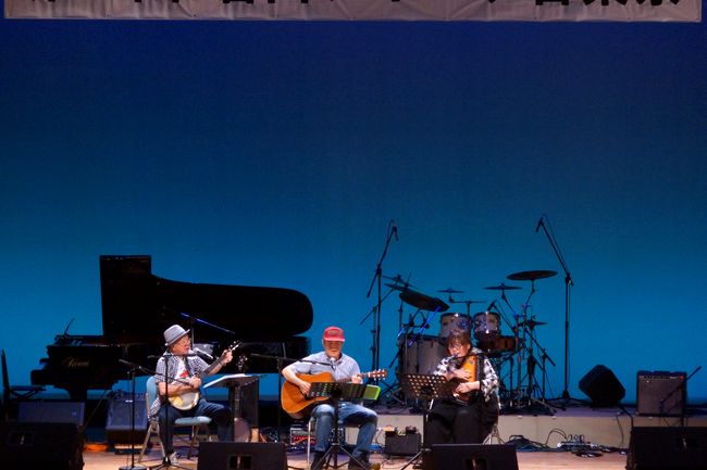 ���g���M���b�v�X�i The Little Gaps )