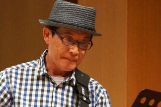 �a������������