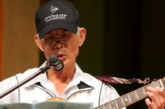 �M�^�[�u���̒��Ԃ���