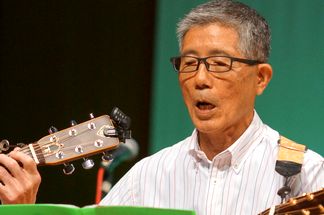 �M�^�[�u���̒��Ԃ���