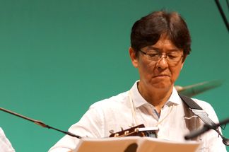 �M�^�[�u���̒��Ԃ���