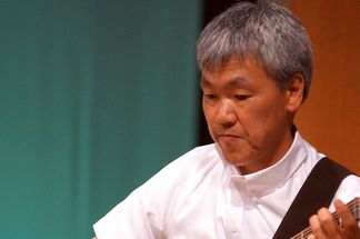 �M�^�[�u���̒��Ԃ���