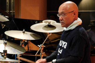 ���q�o���h