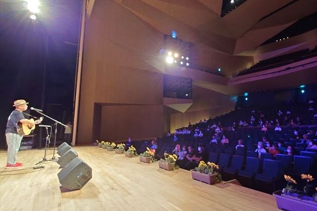 �j�d�m�y�n