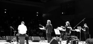 �L�b�Y���T�E���X