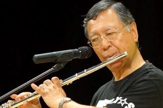 �L�b�Y���T�E���X