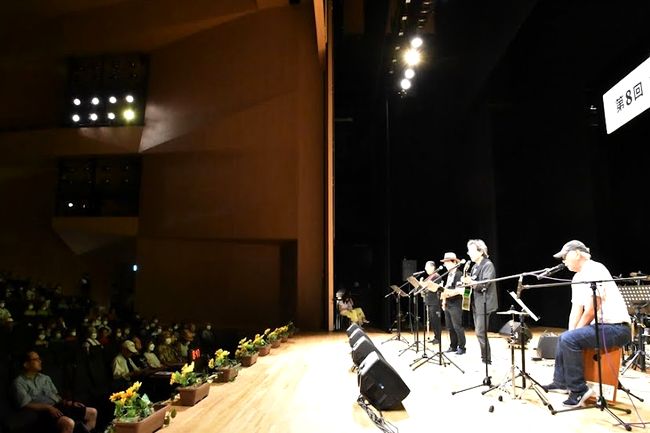 �L�b�Y���T�E���X