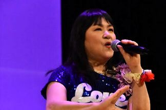 �s���N�Ƃ�Ƃ�