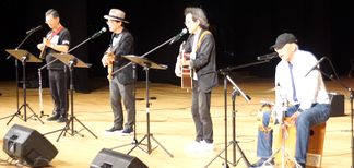 �L�b�Y���T�E���X