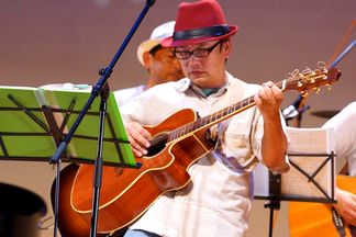 伊佐見フォークギター同好会