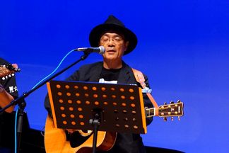 �L�b�Y���T�E���X