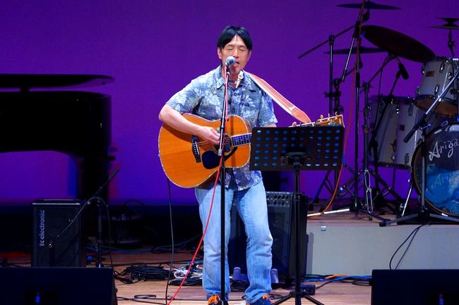 �I�[�J�[�u���U�[�Y