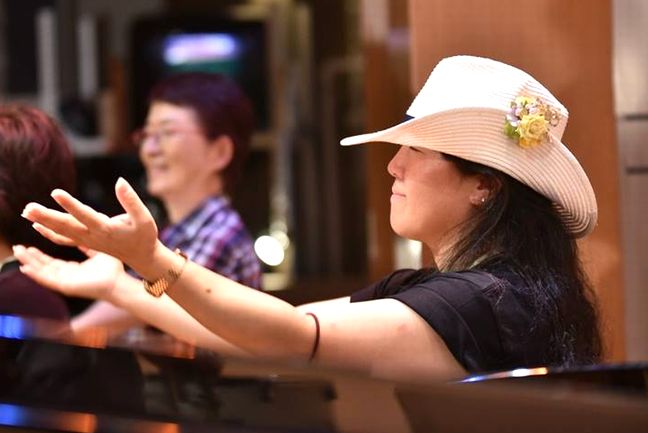 ��݂����