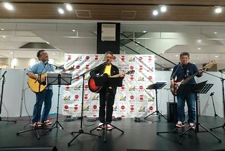 �A�s�^de�ӂ��[�����C�u