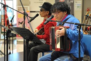 �A�s�^de�ӂ��[�����C�u