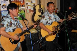 �M�^�[�u�����\��