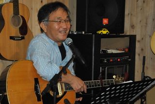 �M�^�[�u�����\��