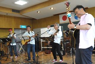 ���M�^�[�R���T�[�g