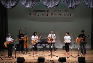 �É��A�R�[�X�e�B�b�N�M�^�[�t�F�X�e�B�o��