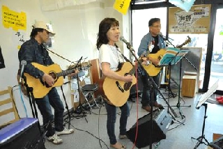 素敵な訪問者ライブ